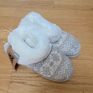 MukLuk Slippers